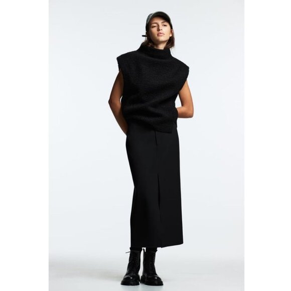 Zara Black Midi Slit Tube Skirt M NWT - Picture 2 of 12